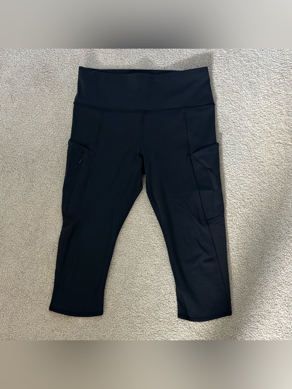 Athleta Cropped Leggings